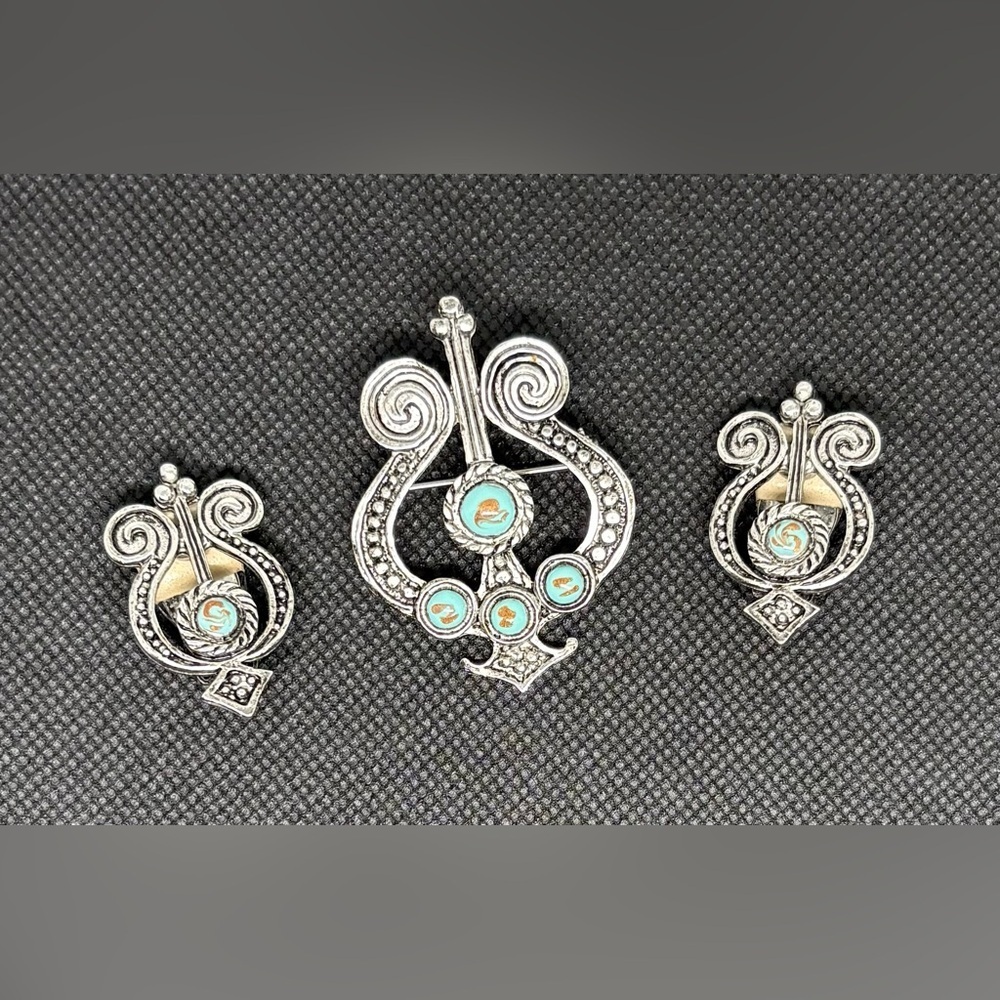 Aztec Style Silver Tone Turquoise Inlay Brooch & Clip-On Earring Set - Picture 2 of 9